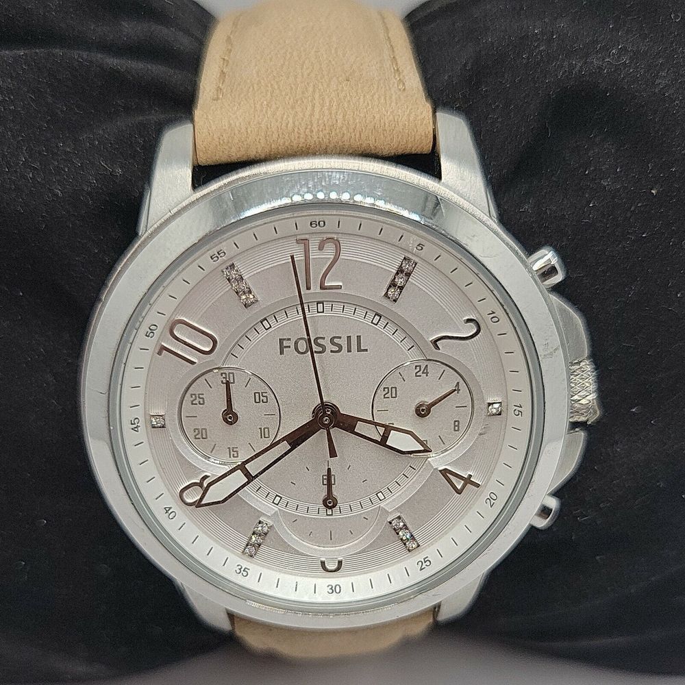 Fossil Gwynn ES4038 Women's Beige Leather Analog Dial Quartz Wrist Watch BC995